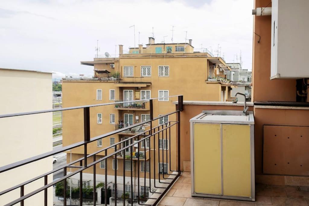 Casa Angelina Con 3 Camere Da Letto Рим Екстериор снимка