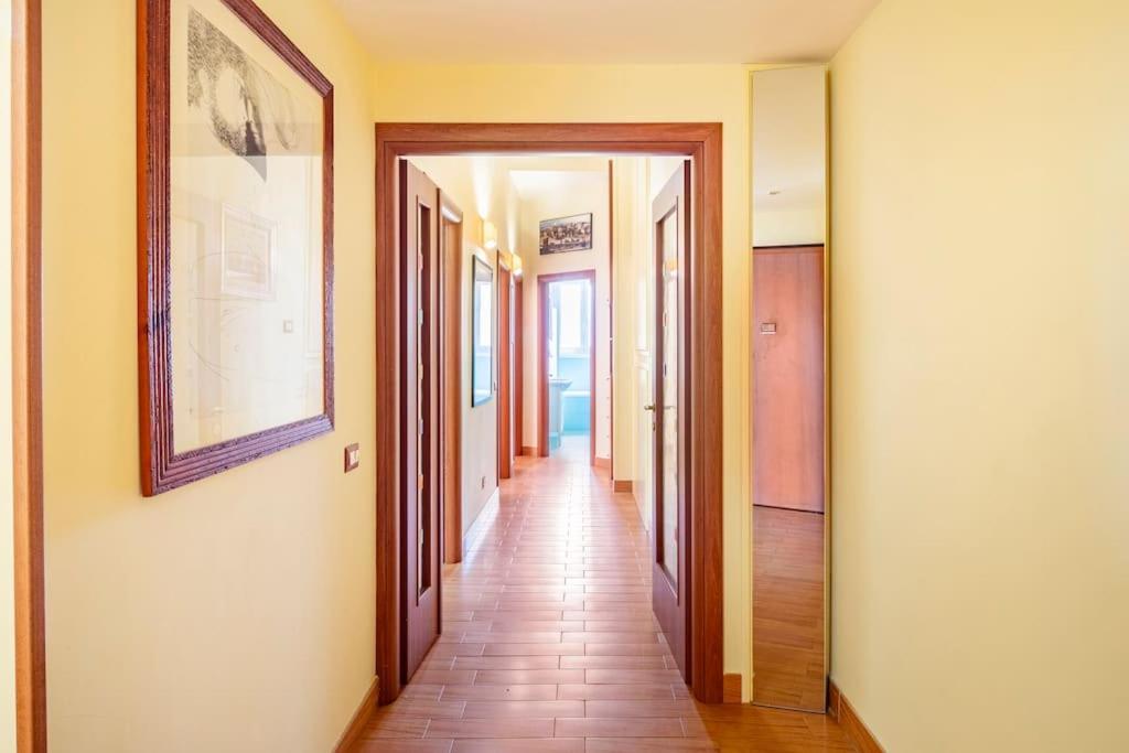 Casa Angelina Con 3 Camere Da Letto Рим Екстериор снимка